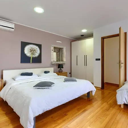 Erika-2 By Interhome Tatil Evi